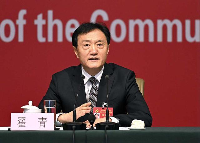 A China alcançou importação zero de lixo, incluindo resíduos de plástico